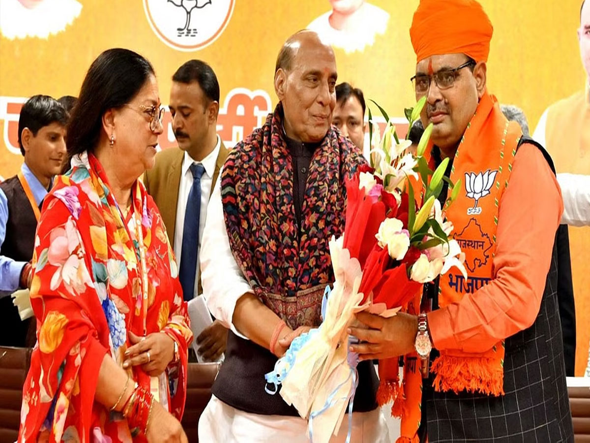 Rajasthan New CM: B.Ed करने के बाद भी राजस्थान के नए मुख्यमंत्री बनने वाले भजनलाल शर्मा नहीं बन पाए थे अध्यापक Rajasthan New CM: B.Ed करने के बाद भी राजस्थान के नए मुख्यमंत्री बनने वाले भजनलाल शर्मा नहीं बन पाए थे अध्यापक