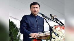 प्रोटेम स्पीकर अकबरुद्दीन ओवैसी का बहिष्कार करने के बाद बीजेपी विधायकों ने ली शपथ