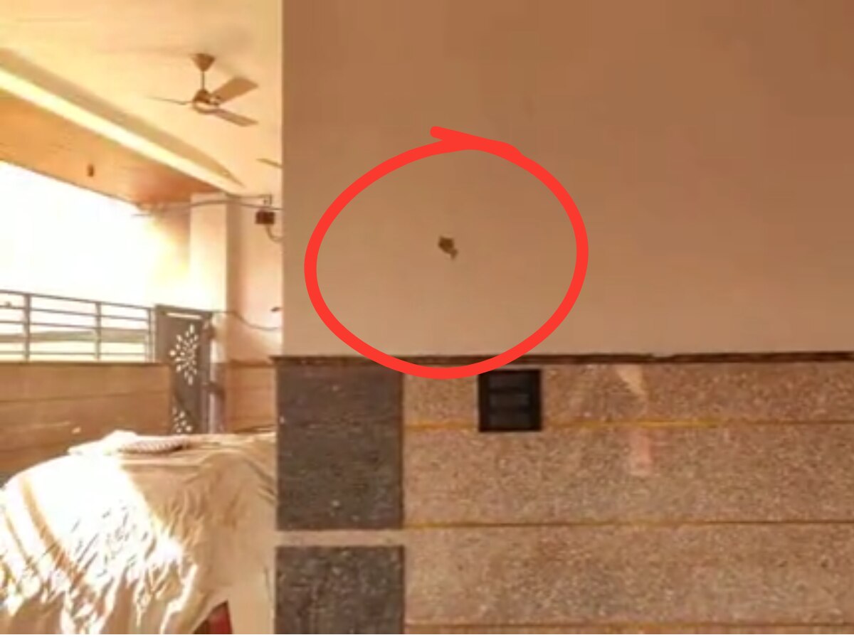 Delhi News: वजीराबाद में बिल्डिंग मटेरियल व्यापारी के घर पर फायरिंग, सोनीपत से 2 नाबालिग गिरफ्तार