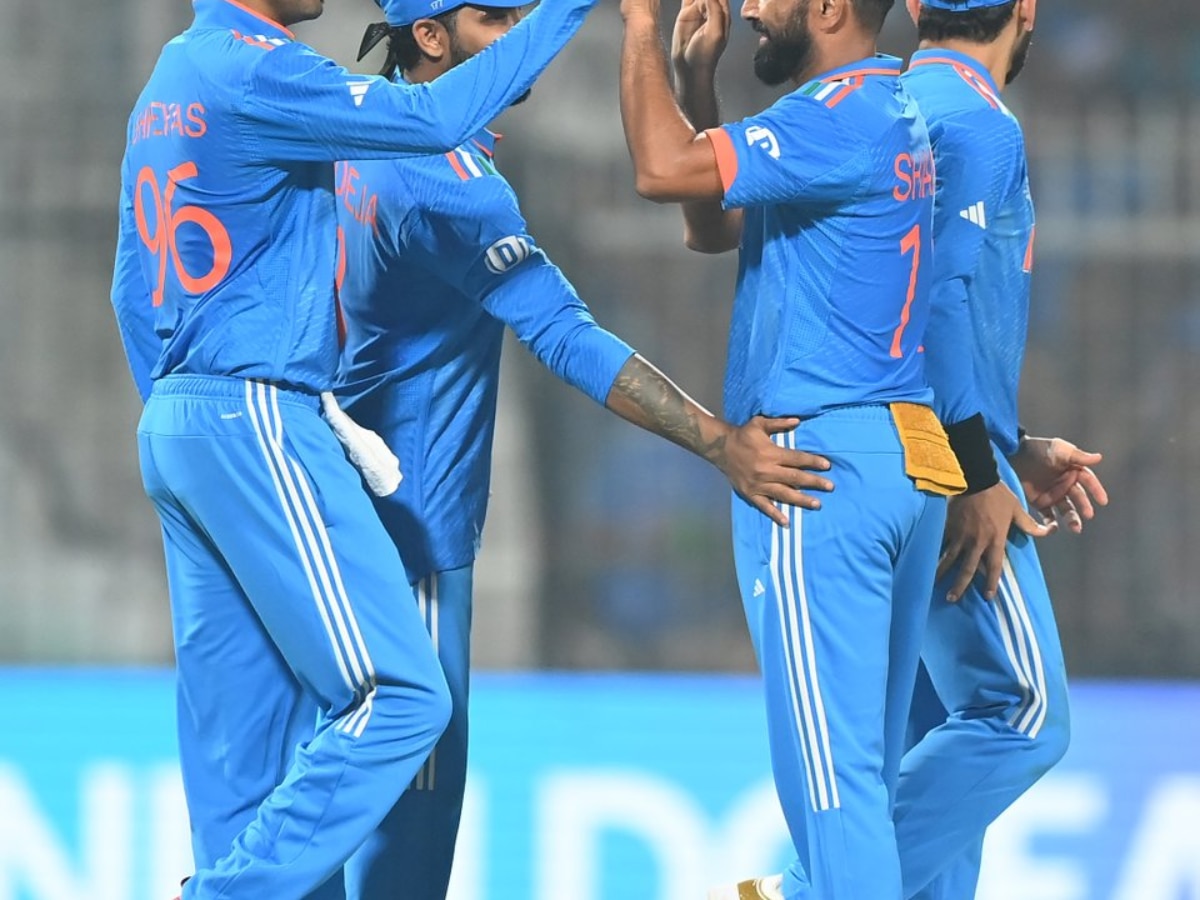 IND vs SA: टेस्ट सीरीज से पहले भारत को लगा झटका, शमी को लेकर आई बुरी खबर