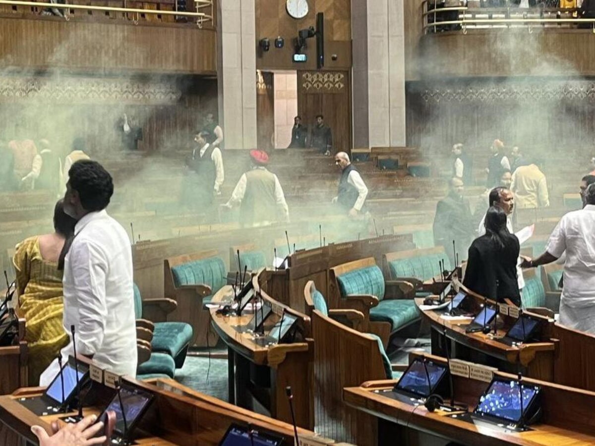 संसद सुरक्षा चूकः बीजेपी बोली, सेंध लगाने वालों का DNA कांग्रेस-वामपंथी विचारधारा से जुड़ा