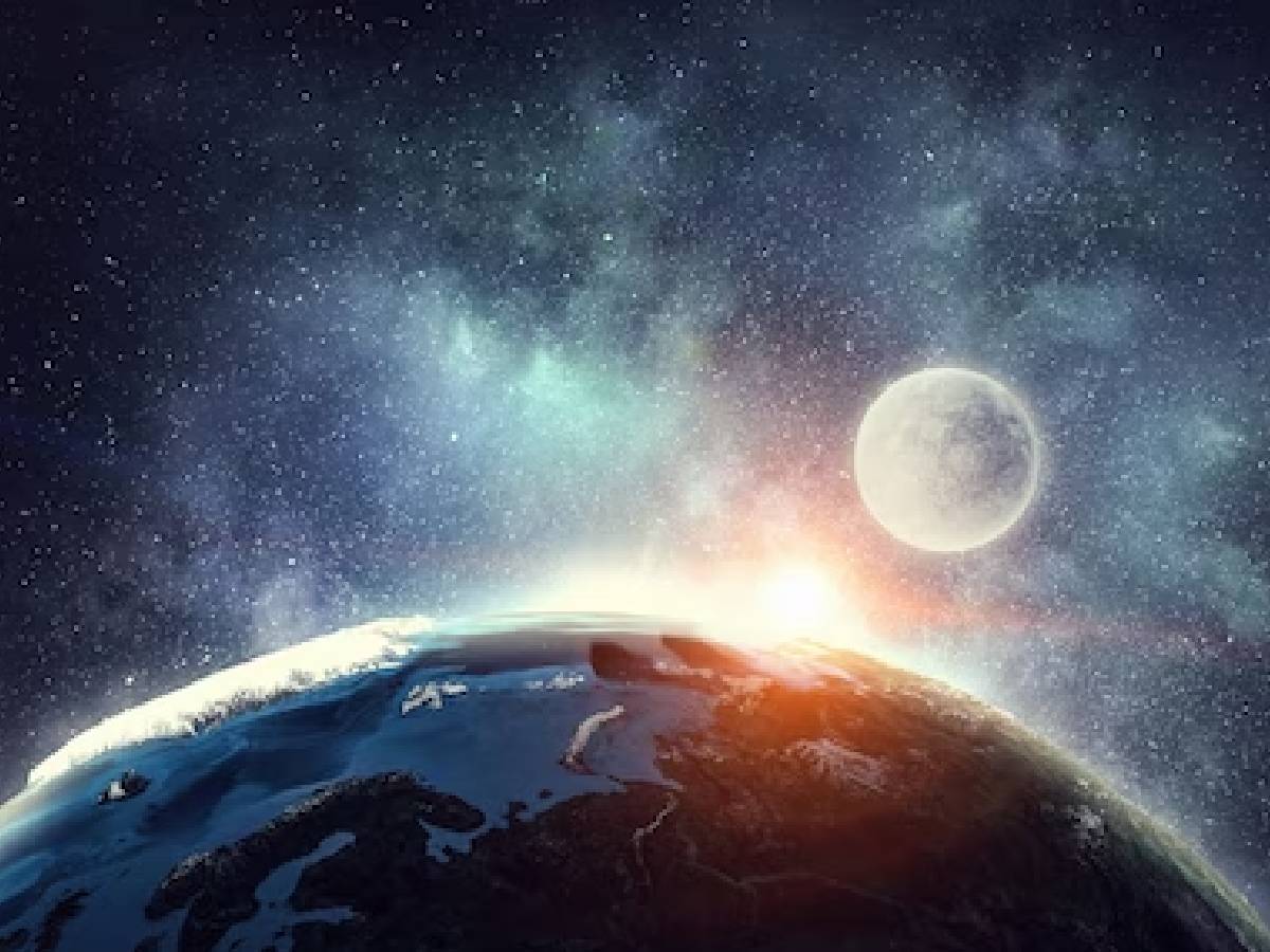 चांद से 400 गुना बड़ा है सूरज, फिर धरती से क्यों नजर आते हैं बराबर 