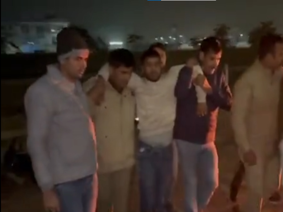 Noida Crime: हत्या के मामले में फरार बदमाश से पुलिस की मुठभेड़, एक के पैर में लगी गोली