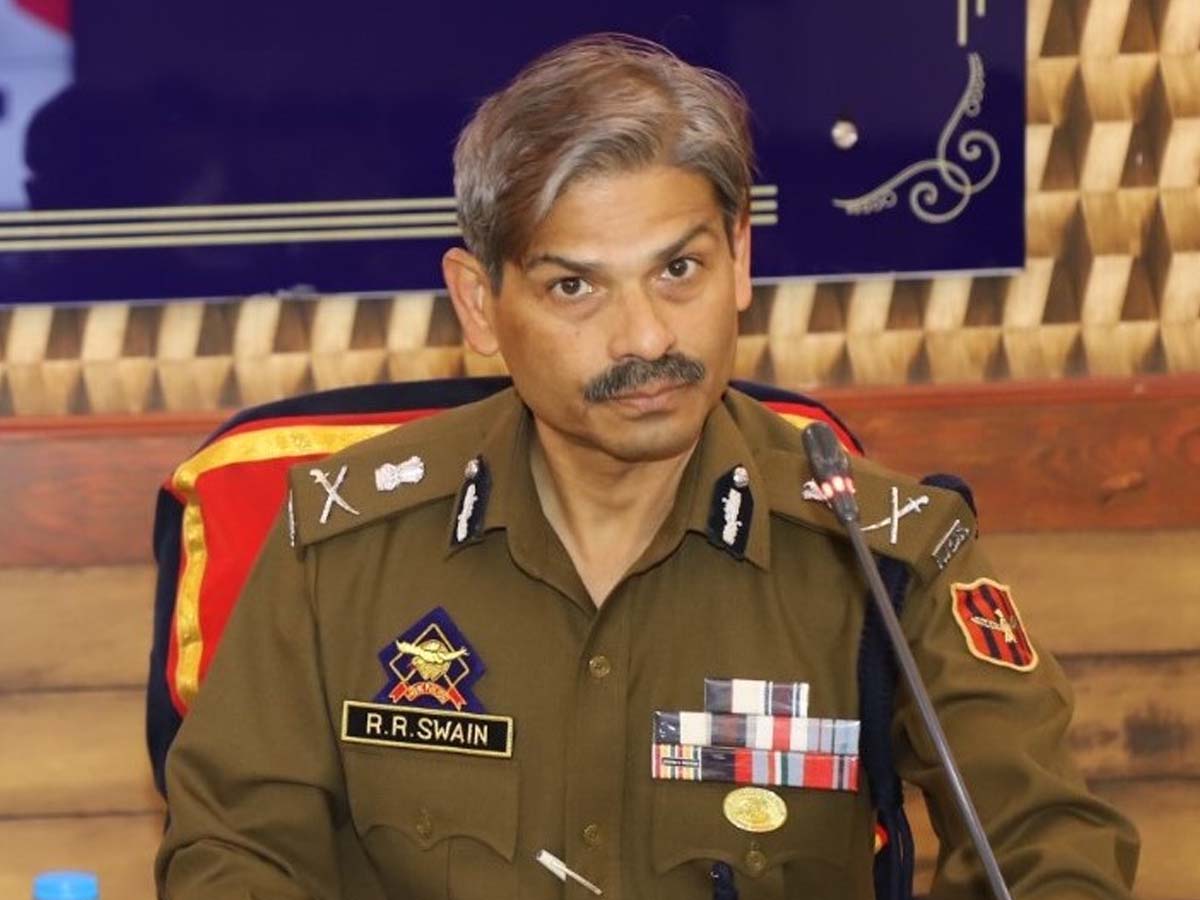 जम्मू व कश्मीर में आतंकवाद और भ्रष्ट तंत्र जुड़े हुए हैं, DGP ने इस तरह तोड़ने की कही बात जम्मू व कश्मीर में आतंकवाद और भ्रष्ट तंत्र जुड़े हुए हैं, DGP ने इस तरह तोड़ने की कही बात