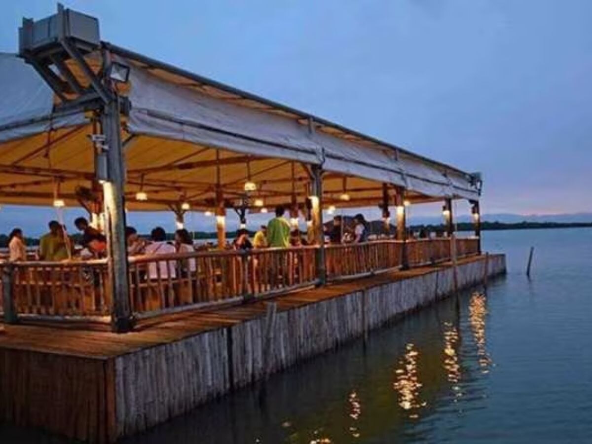  floating restaurant Magh Mela