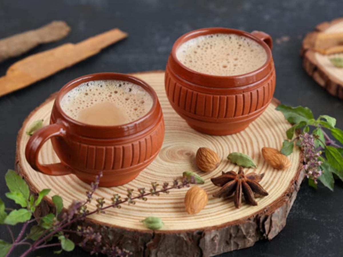 Jaggery Tea: वरदान से कम नहीं है गुड़ की चाय, सर्दियों में सुबह-सुबह पीने के हैं ढेरों फायदे
