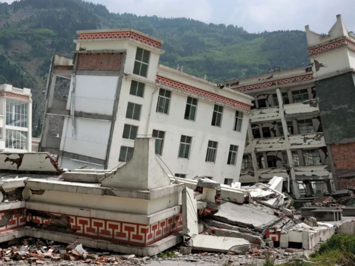 Earthquake in China: भूकंप से कांप उठी चीन की धरती, भयंकर तबाही में 110 लोगों की मौत, 200 से ज्यादा घायल 