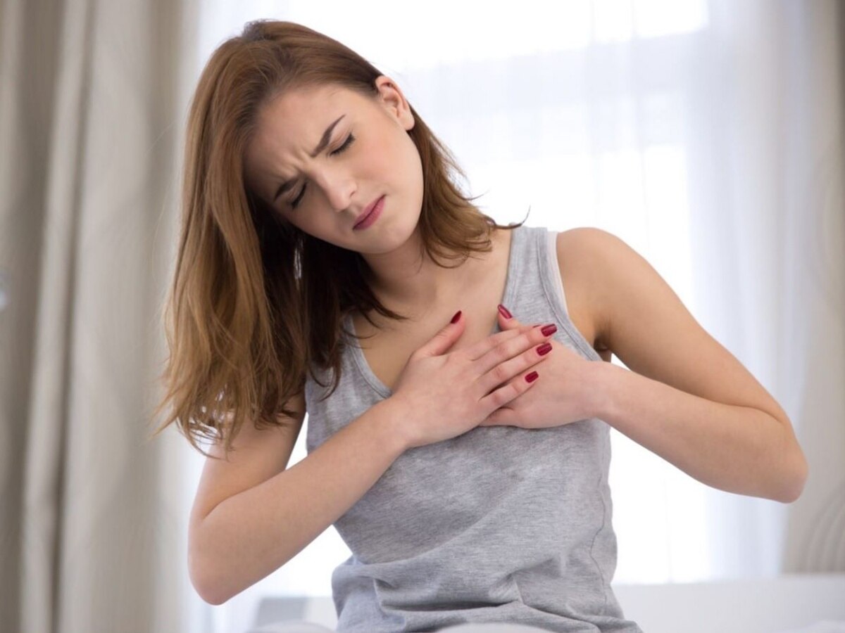 Heart Blockage Symptoms: शरीर में दिखे ये लक्षण तो समझ जाएं ब्लॉक हो गई हैं दिल की नसें, कभी भी आ सकता है हार्ट अटैक 
