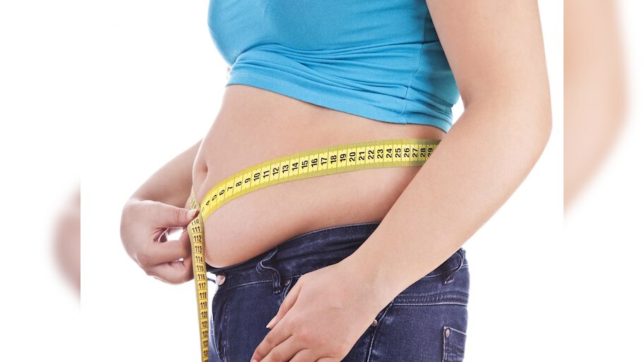 Reduce Belly Fat: मोम की तरह पिघल जाएगी पेट की चर्बी, बस कर लें ये पांच आसान काम
