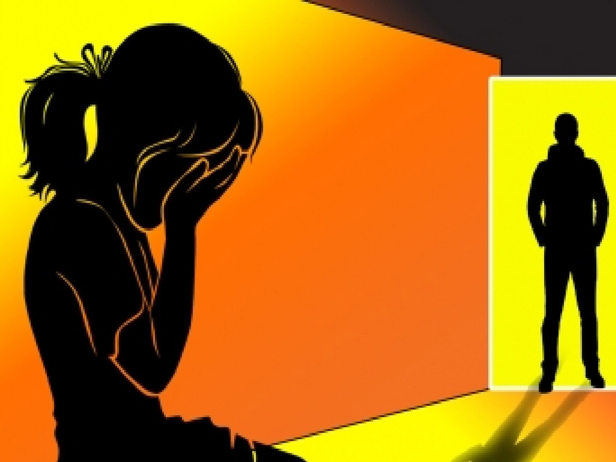 Delhi Rape Case: दिल्ली में 9 साल की बच्ची का रेप, 52 साल का आरोपी गिरफ्तार Delhi Rape Case: दिल्ली में 9 साल की बच्ची का रेप, 52 साल का आरोपी गिरफ्तार