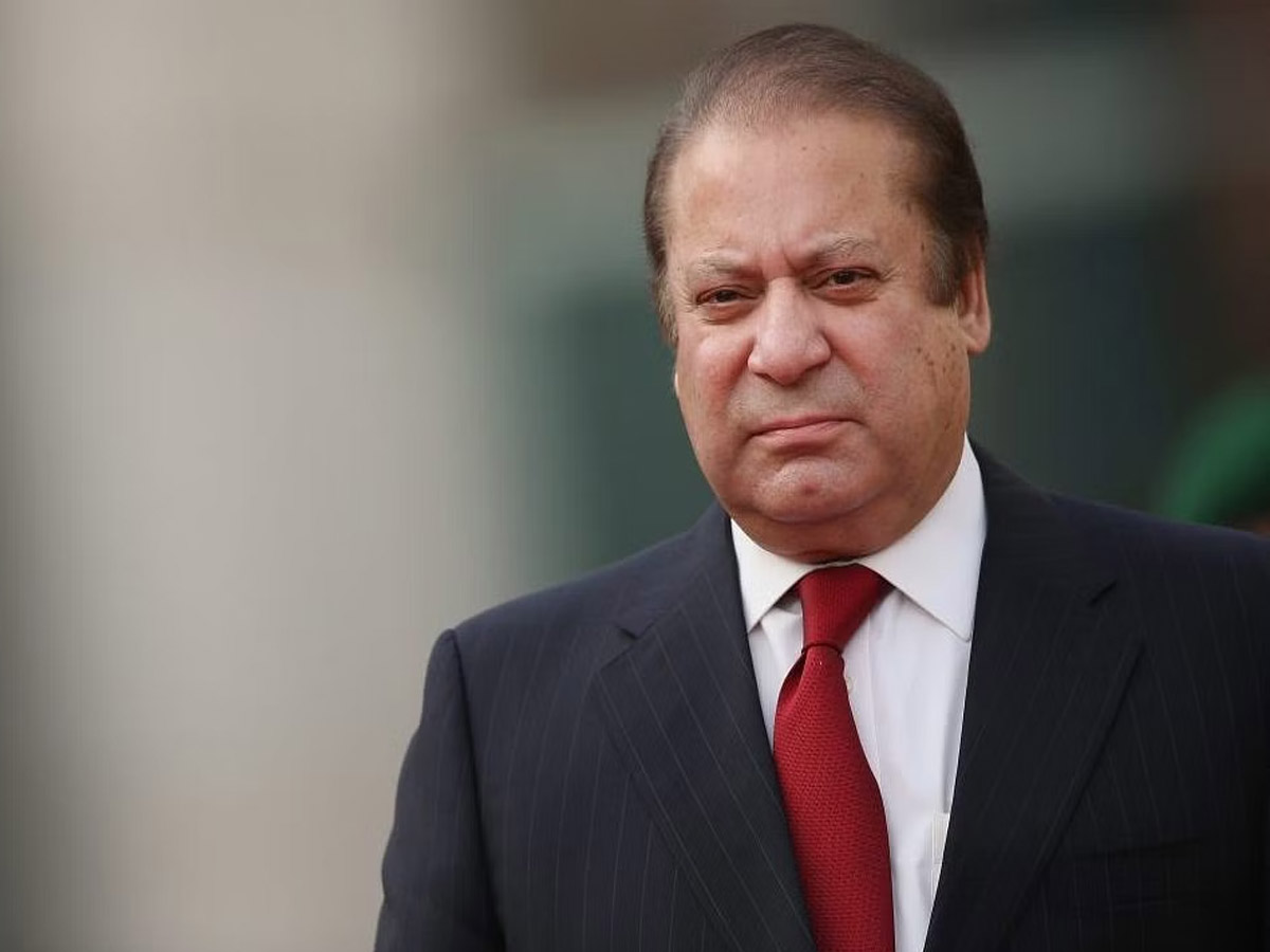 Pakistan News: पाक पूर्व पीएम क्यों बोले, "हमने अपने ही पैरों पर मारी कुल्हाड़ी"? Pakistan News: पाक पूर्व पीएम क्यों बोले, "हमने अपने ही पैरों पर मारी कुल्हाड़ी"?