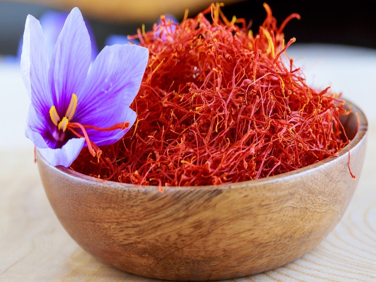 benefits of kesar saffron helpful in these 6 diseasesदुनिया का सबसे