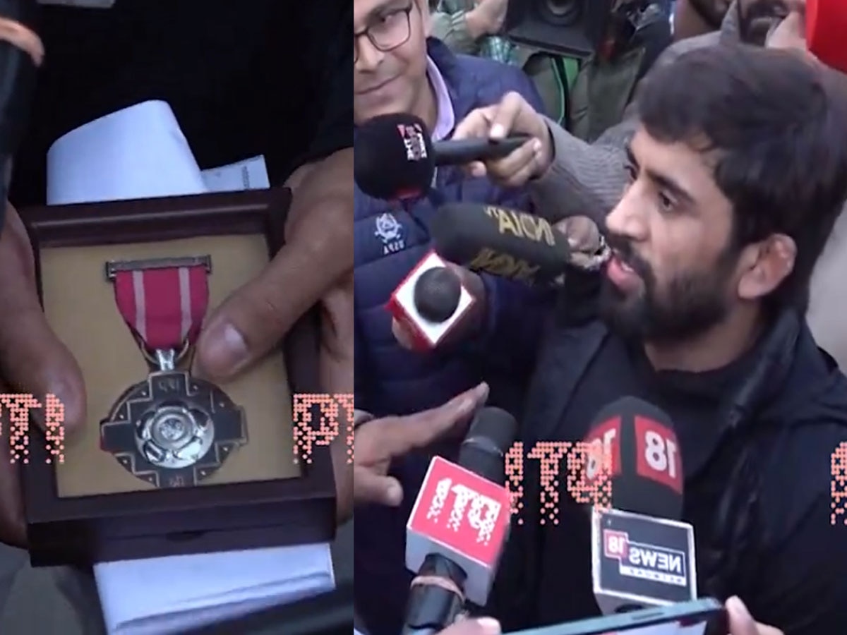 PM आवास के बाहर फुटपाथ पर 'पद्मश्री' पदक रखकर लौटे बजरंग पुनिया; देखें वीडियो