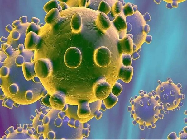 खतरनाक है कोरोना का नया वैरएंट, जा सकती है गले की आवाज