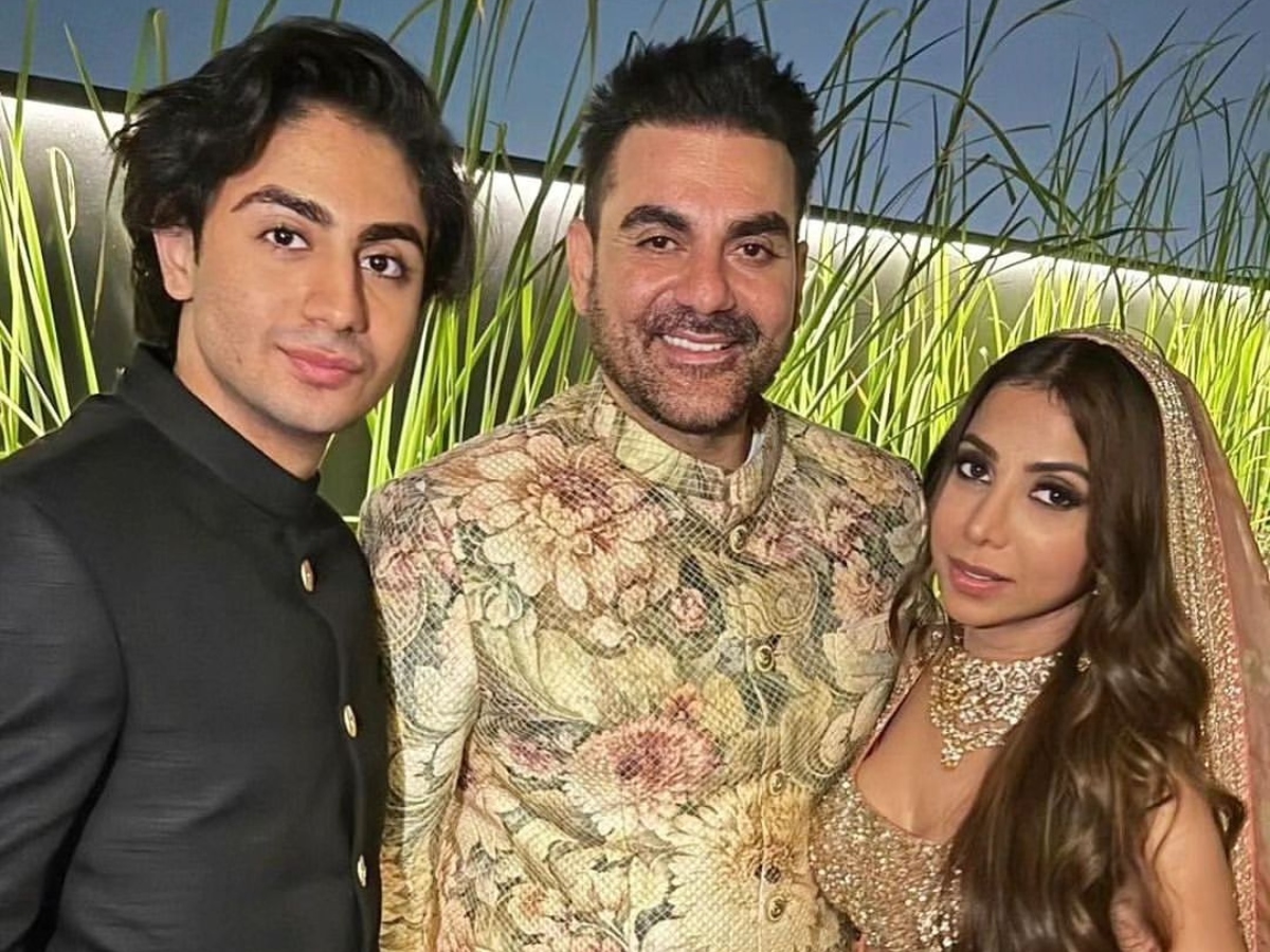 Arbaaz Khan and Sshura Khan wedding outfits and pics