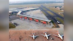 Delhi Airport Flight Delays: दिल्ली एयरपोर्ट पर 30 फ्लाइट प्रभावित, कई फ्लाइट्स...