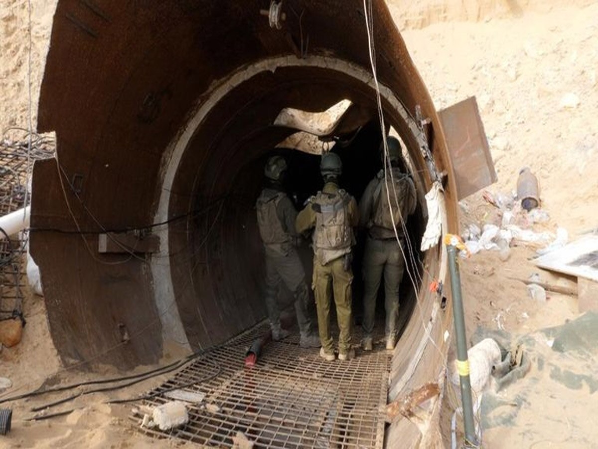 Hamas Tunnel: इजराइल सेना को मिली हमास की 300 KM लंबी टनल, अधिकारी हुए हैरान