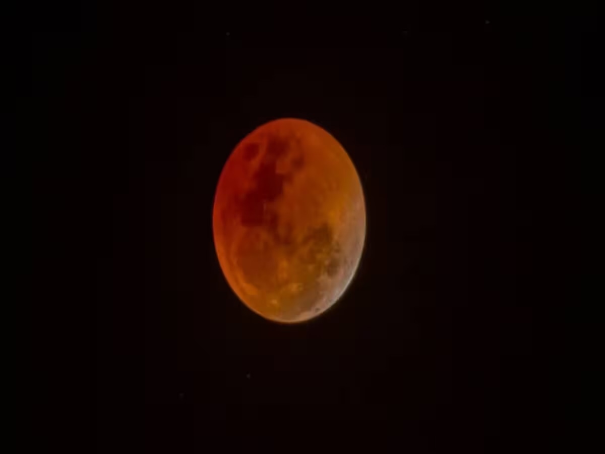 Lunar Eclipse 2024: ହୋଲିରେ ଲାଗିବ ବର୍ଷର ପ୍ରଥମ ଚନ୍ଦ୍ରଗ୍ରହଣ, ୨୦୨୪ରେ ଏତିକି ଥର ଲାଗିବ ଗ୍ରହଣ