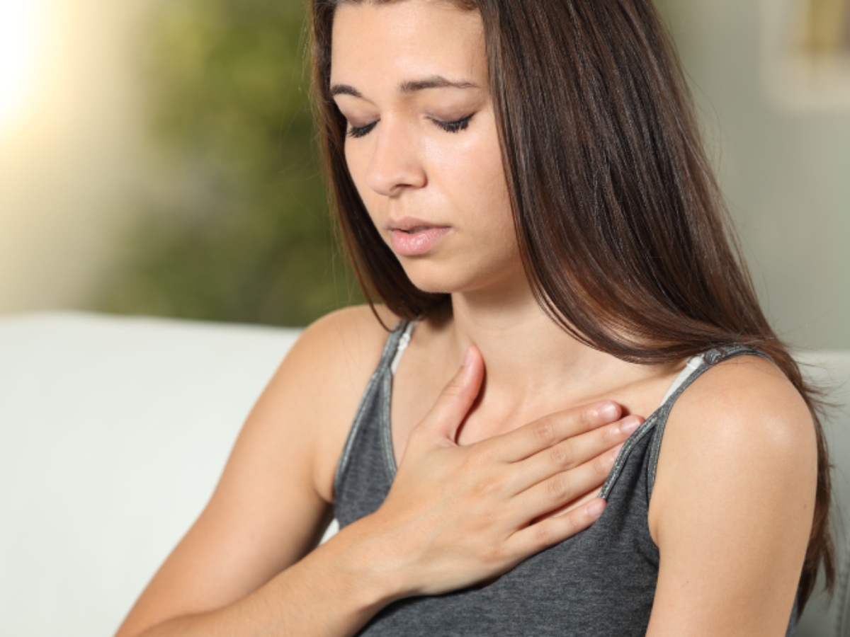 Almond Side Effects: इन 5 लोगों को भूलकर भी नहीं खाने चाहिए बादाम, बिगड़ सकती है सेहत... 16 सांस लेने की परेशानी