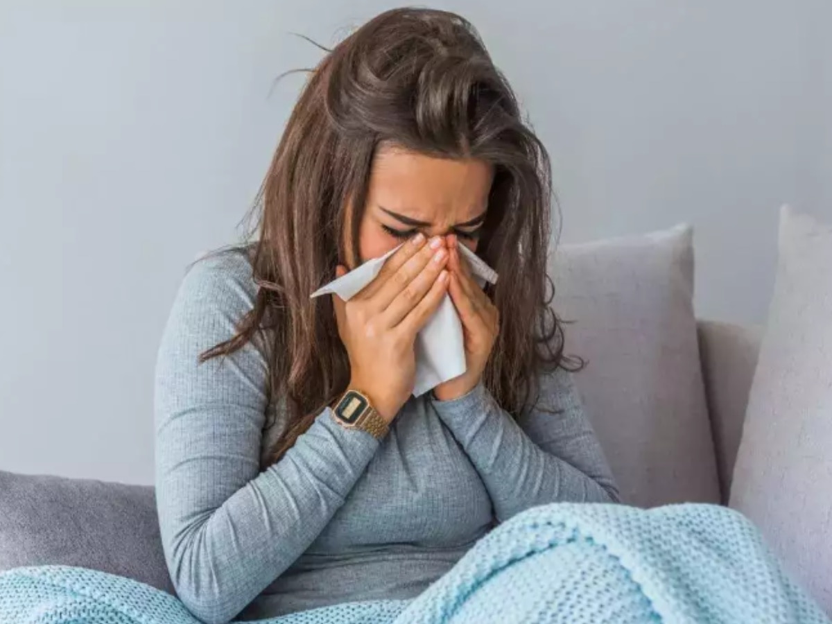 Airborne Disease: सर्दियों में तेजी से फैलती है ये बीमारी, जानें इसके लक्षण बचाव और उपचार 