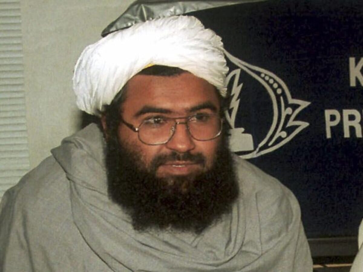 Masood Azhar: ବିସ୍ଫୋରଣରେ ଚାଲିଗଲା କି ମସୁଦ ଅଜହର? ଭିଡିଓ ଭାଇରାଲ ପରେ ଜୋର ...