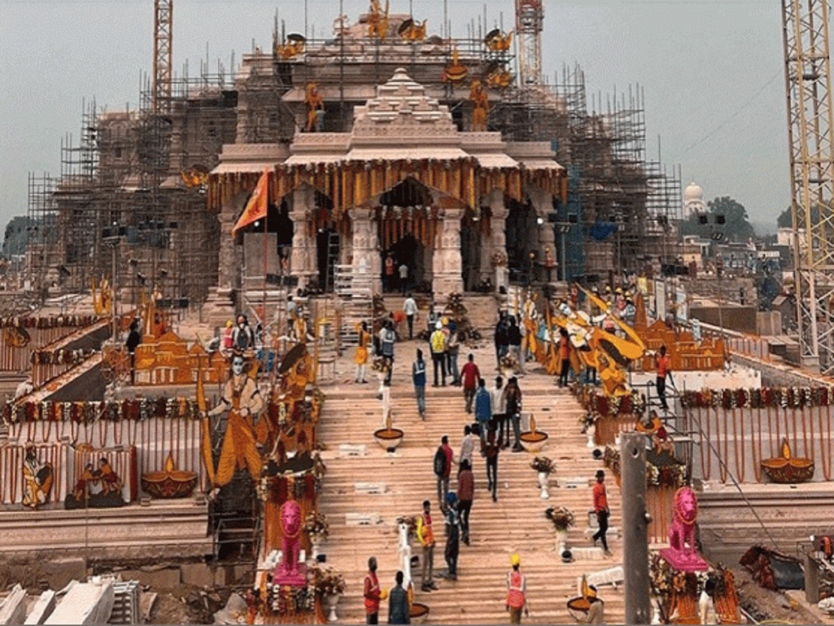 Ayodhya Ram Mandir: मुगल सम्राज्य में किसने बनवाई थी मस्जिद, रामलला की कब मिली थी मूर्ति, जानिए श्रीराम जन्म भूमि का इतिहास