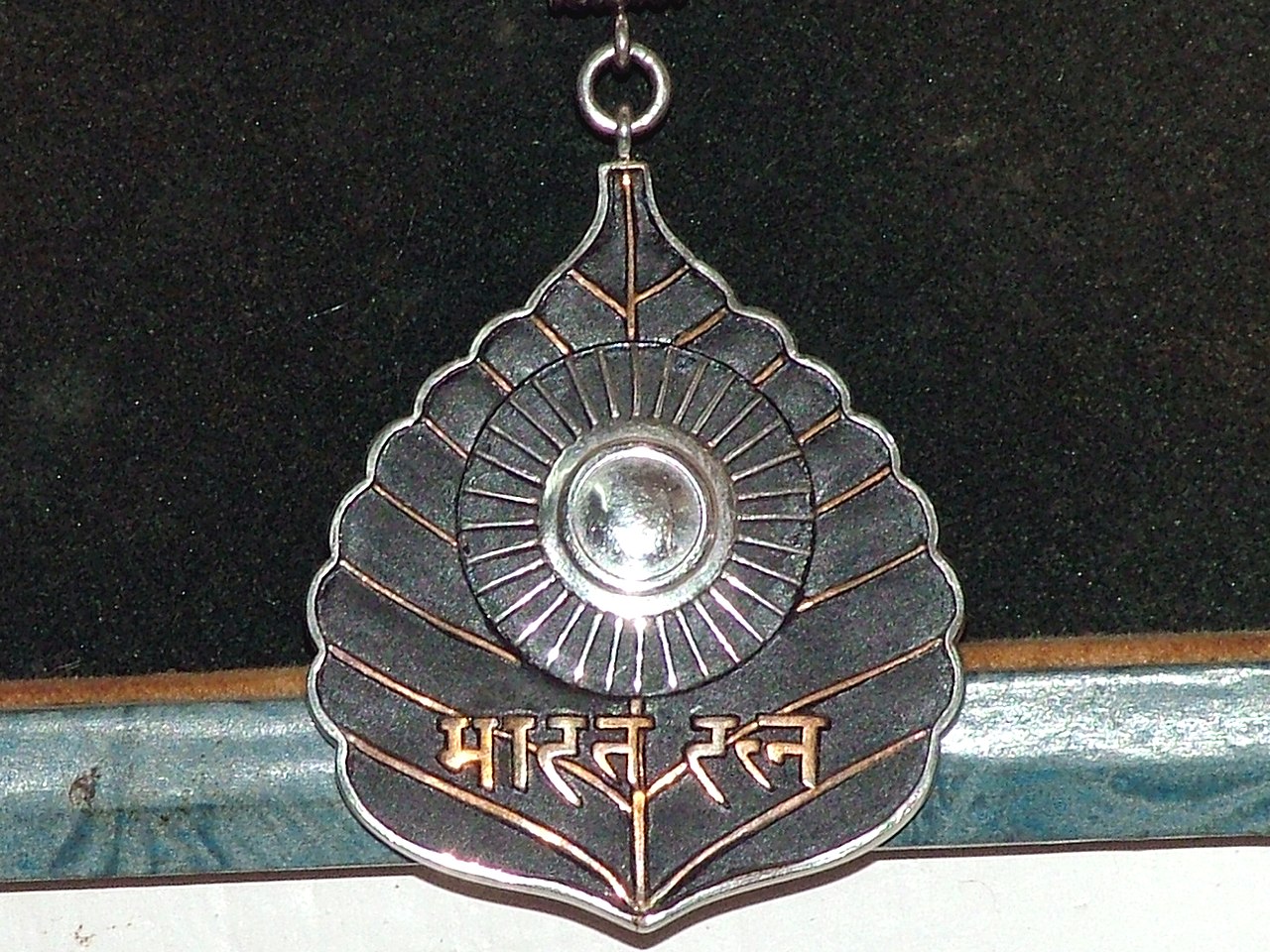 Bharat Ratna: कैसे शुरू हुआ देश का सर्वोच्च नागरिक सम्मान 'भारत रत्न' देने का सिलसिला! जानें पूरा इतिहास! Bharat Ratna: कैसे शुरू हुआ देश का सर्वोच्च नागरिक सम्मान 'भारत रत्न' देने का सिलसिला! जानें पूरा इतिहास!