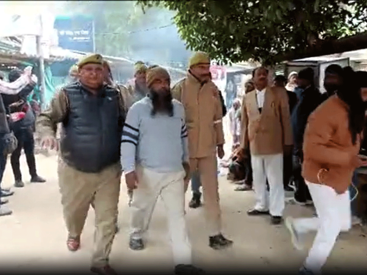 Shramjeevi bomb blast 2005: श्रमजीवी बम ब्लास्ट मामले में कोर्ट ने 18 साल बाद सुनाया फैसला, दो आरोपियों को हुई फांसी की सजा Shramjeevi bomb blast 2005: श्रमजीवी बम ब्लास्ट मामले में कोर्ट ने 18 साल बाद सुनाया फैसला, दो आरोपियों को हुई फांसी की सजा