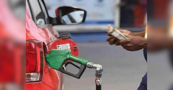 Petrol Diesel Price 4th January 2024: जारी हो गए पेट्रोल डीजल के दाम, जानें आज क्या है एक लिटर तेल के भाव