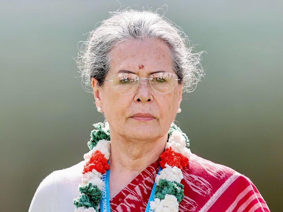 Lok Sabha Election 2024: क्या इस बार रायबरेली से चुनाव नहीं लड़ेंगी सोनिया, जानें क्यों हो रही ये चर्चा?