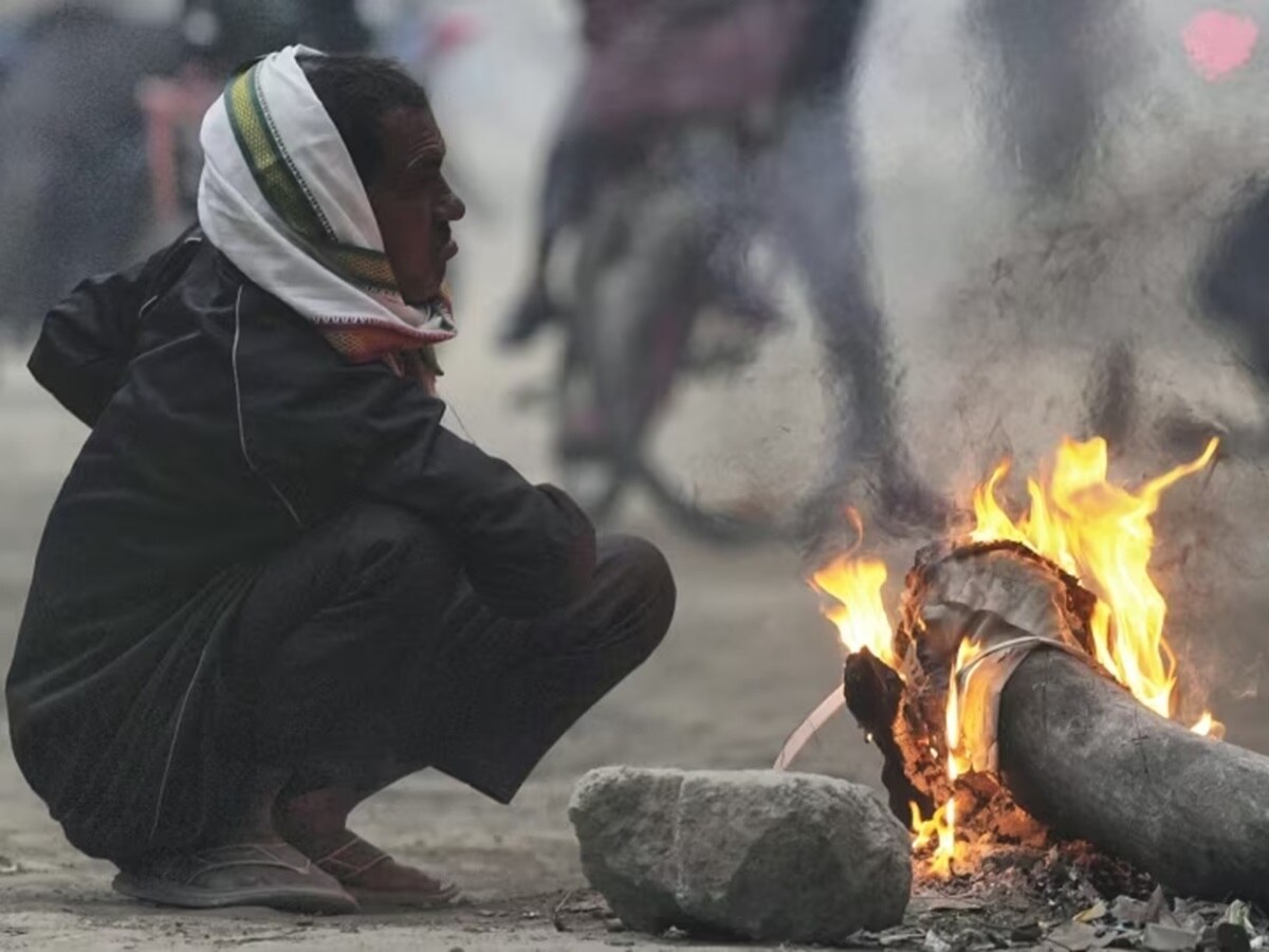 Jharkhand Weather: झारखंड में बरसेंगे बादल! ठंड में होगी बढ़ोतरी, वज्रपात को लेकर मौसम विभाग ने जारी किया अलर्ट