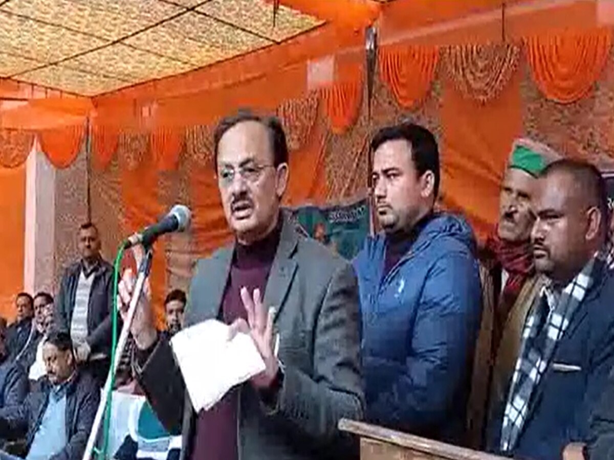 Paonta Sahib: उद्योग मंत्री हर्षवर्धन चौहान ने शिलाई में सुनी जनता की समस्या, की कई सारी घोषणाएं