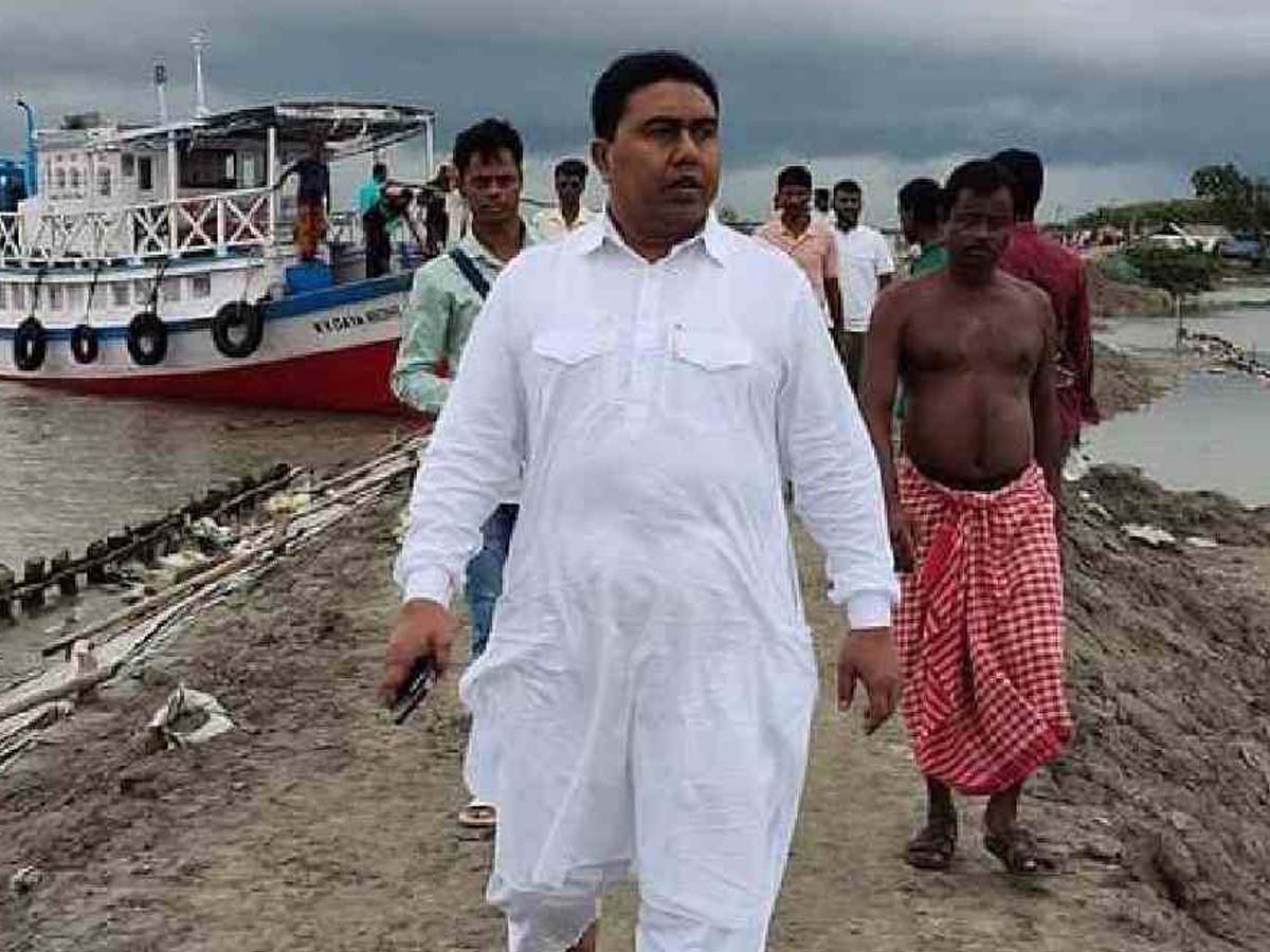 कौन है गिरफ्तार शेख शाहजहां? गुर्गों ने किया था ED के अफसरों को घायल कौन है गिरफ्तार शेख शाहजहां? गुर्गों ने किया था ED के अफसरों को घायल