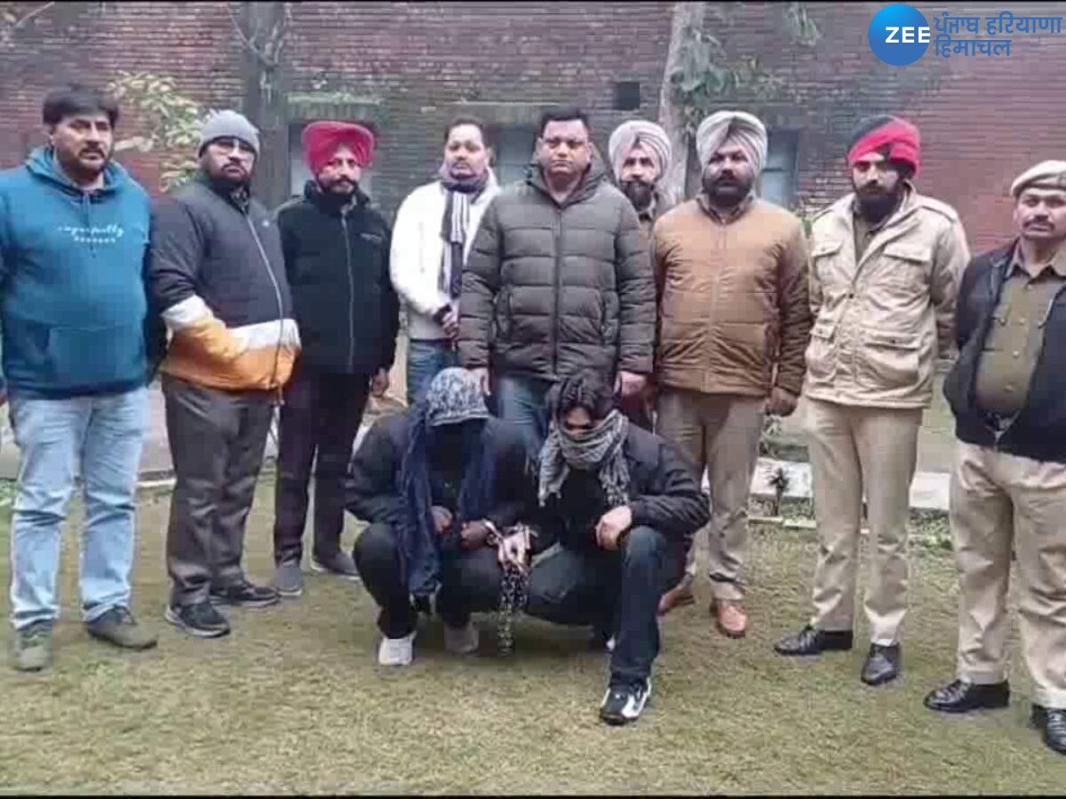 Gurdaspur News: ਗੁਰਦਾਸਪੁਰ ਪੁਲਿਸ ਨੇ ਦੋ ਨੌਜਵਾਨਾਂ ਨੂੰ 5 ਪਿਸਤੌਲਾਂ ਸਮੇਤ ਕੀਤਾ ਗ੍ਰਿਫ਼ਤਾਰ 