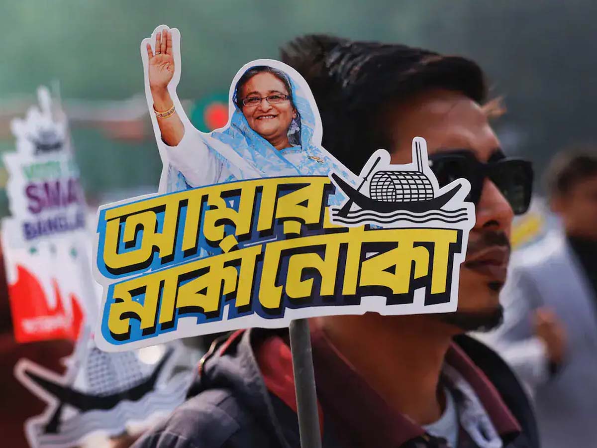 बांग्लादेश में आम चुनाव के जारी वोटिंग, अहम अपोजिशन पार्टी कर रही बॉयकॉट बांग्लादेश में आम चुनाव के जारी वोटिंग, अहम अपोजिशन पार्टी कर रही बॉयकॉट
