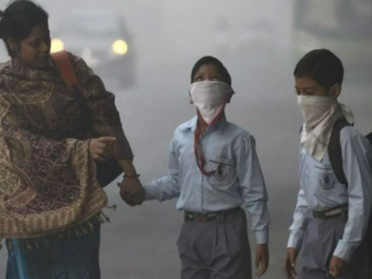 Delhi School Holidays: दिल्ली के स्कूलों में सर्दी की छुट्टियां बढ़ाने का गलत आदेश जारी, सरकार ने बताई वजह Delhi School Holidays: दिल्ली के स्कूलों में सर्दी की छुट्टियां बढ़ाने का गलत आदेश जारी, सरकार ने बताई वजह
