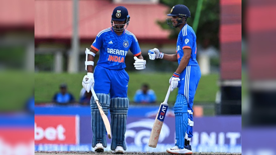 IND vs AFG: भारतीय क्रिकेट को लगा बड़ा झटका, हार्दिक-सूर्या के बाद ये स्टार बल्लेबाज भी टी20 सीरीज से बाहर