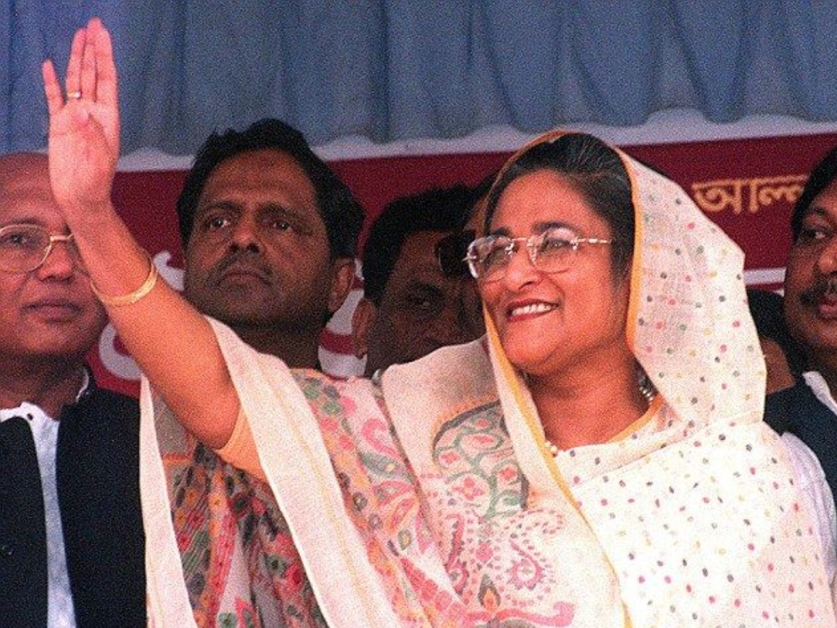 पिता की हुई हत्या, इंदिरा गांधी से लिपटकर रोई लड़की... क्यों भारत की एहसानमंद हैं शेख हसीना?