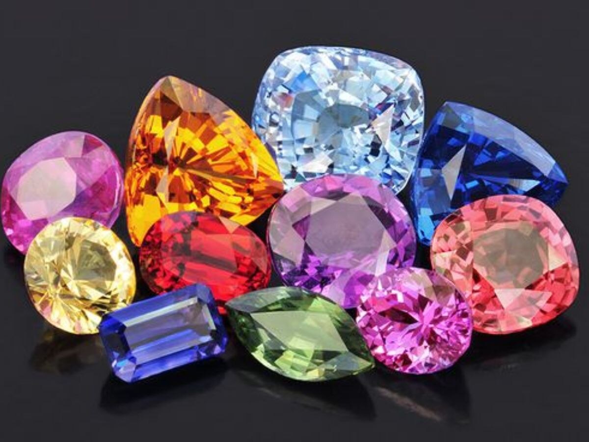 Gemology: इन लोगों के लिए बेहद शुभ है पुखराज, मूंगा और नीलम, जानें किसके लिए है अशुभ