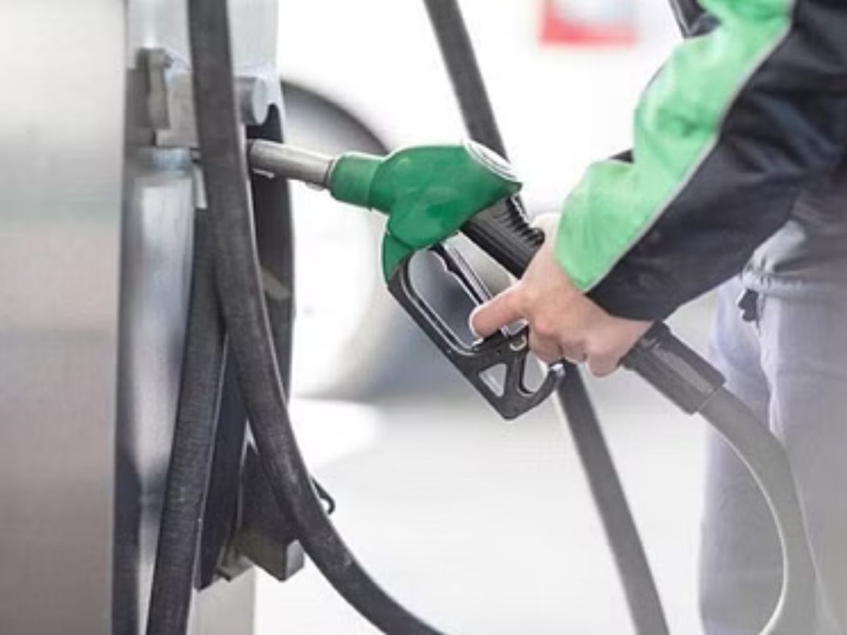 Petrol Diesel Price 9th January 2024: टंकी फुल करवाने से पहले जान लें पेट्रोल-डीजल के दाम, ये हैं लेटेस्ट प्राइस