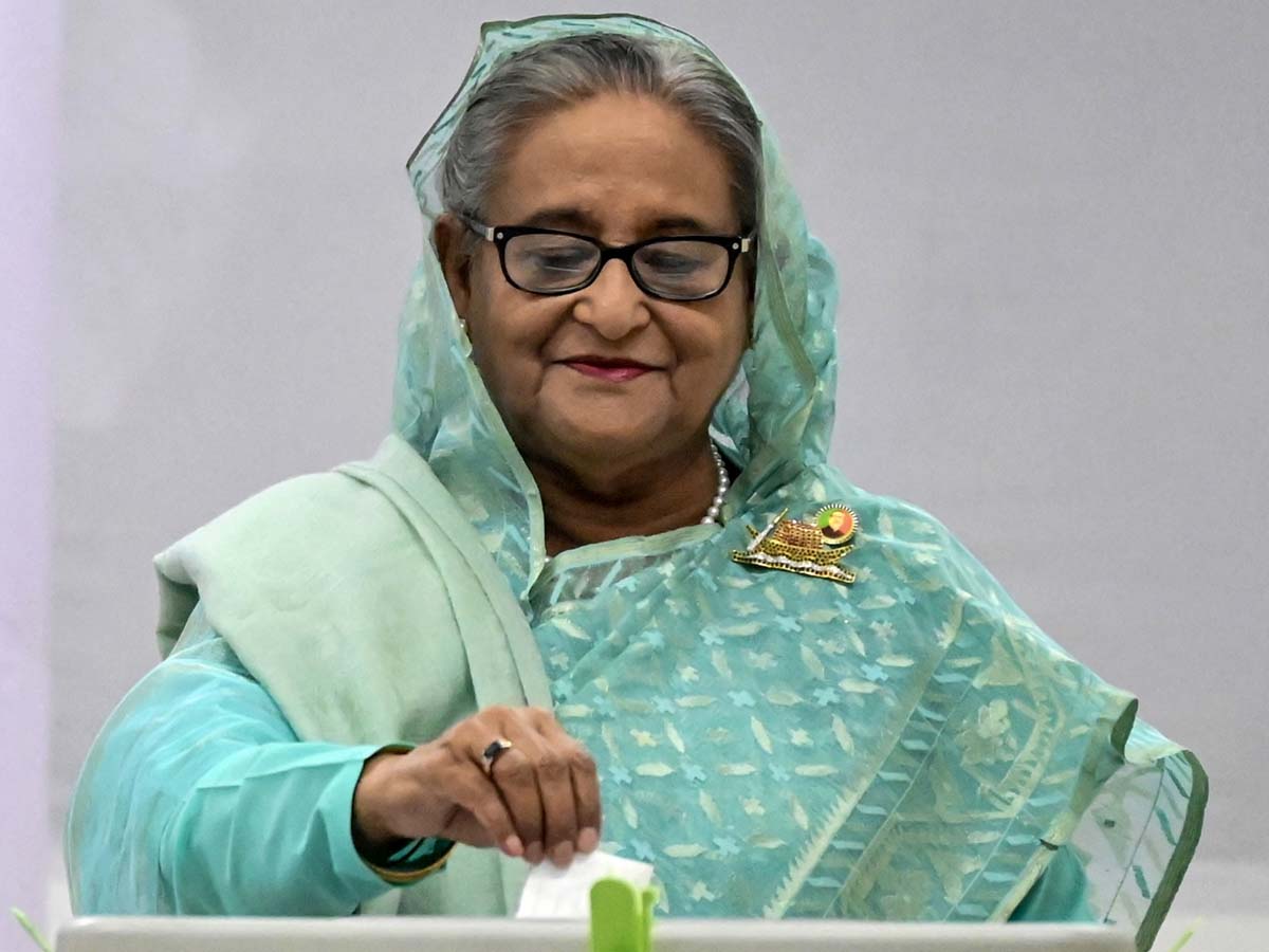 बांग्लादेश चुनाव पर अमेरिका और ब्रिटेन ने उठाया सवाल, इन देशों ने दी बधाई बांग्लादेश चुनाव पर अमेरिका और ब्रिटेन ने उठाया सवाल, इन देशों ने दी बधाई
