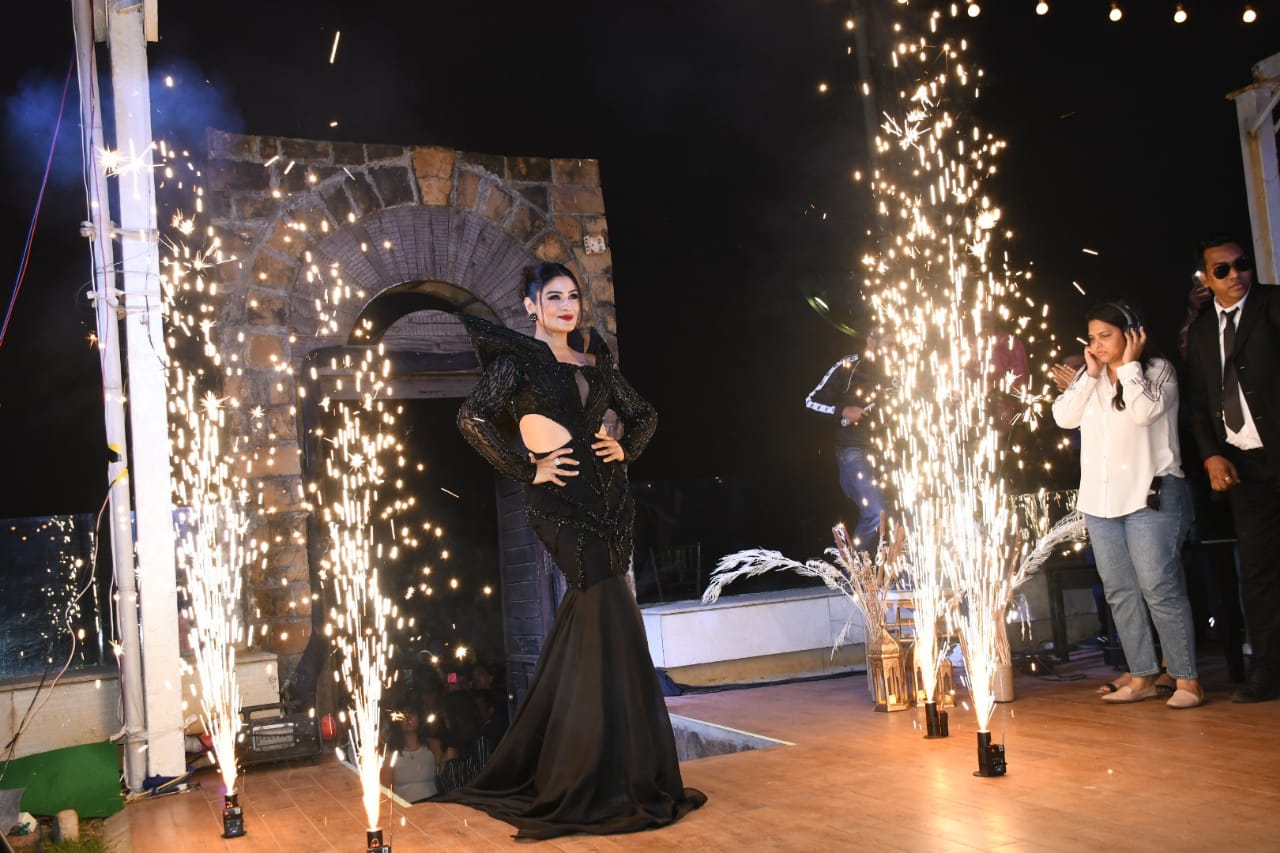 रवीना टंडन का लाजवाब लुक