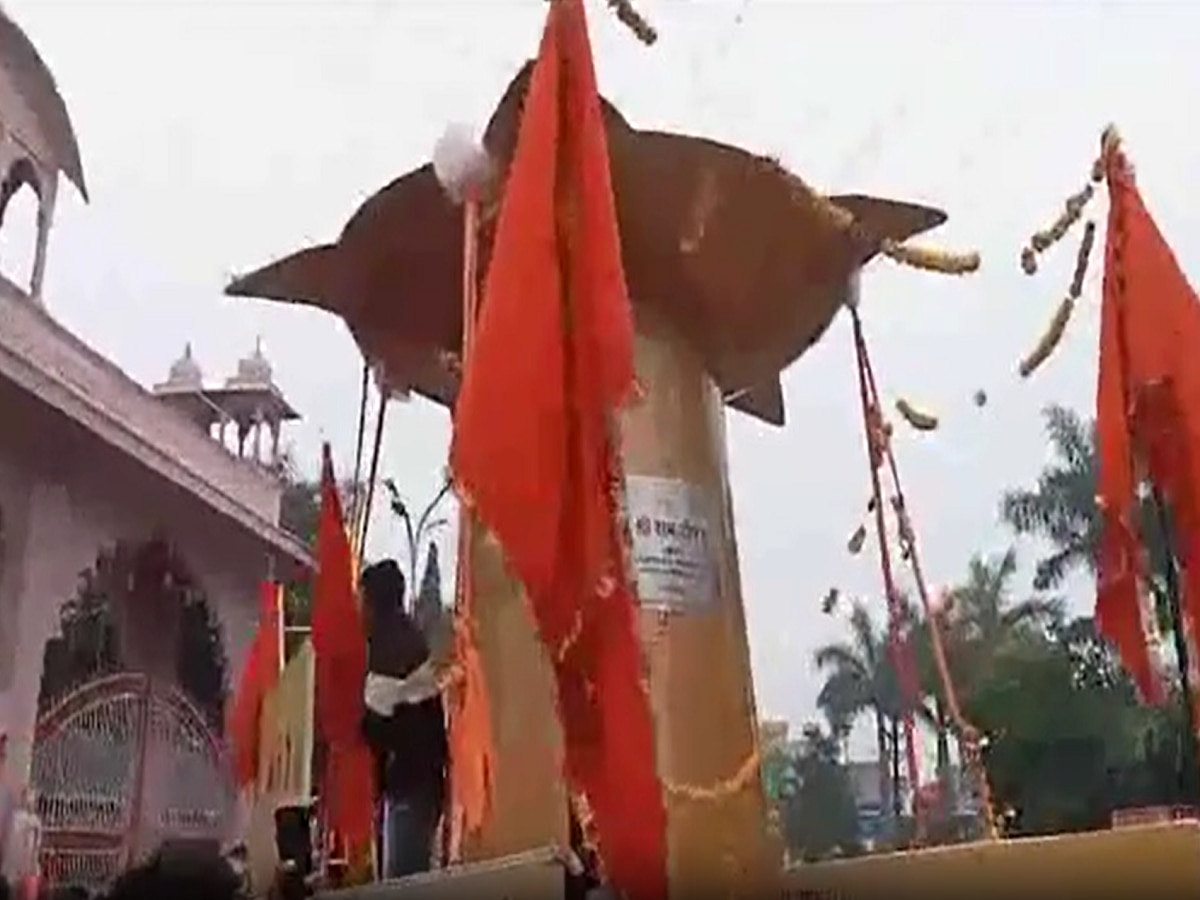 Ram Mandir: कोटा पहुंचा 9 फुट लंबा...1100 किलो का श्री राम दीपक, श्रद्धालुओं ने किया भव्य स्वागत 