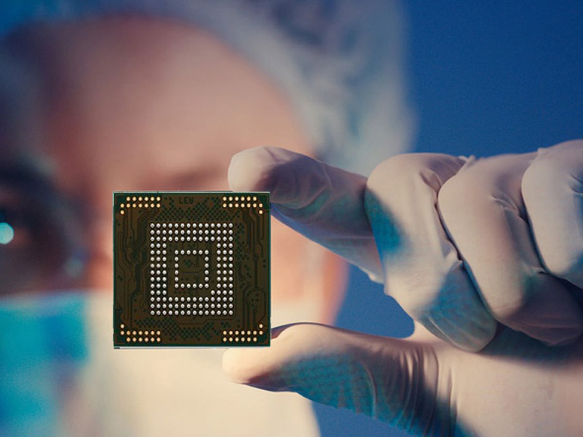 First made in India memory chip will come by end of year says Ashwini ...