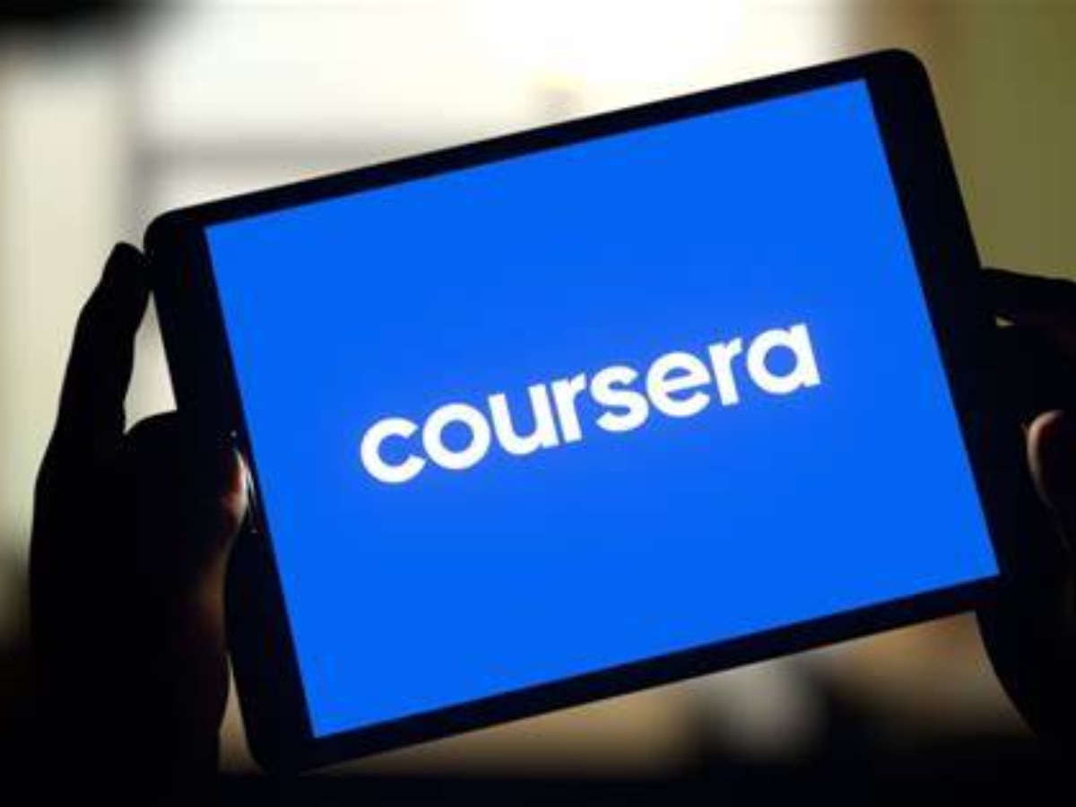 Coursera करेगा टॉप यूनिवर्सिटी के 4,000 कोर्स का हिन्‍दी में अनुवाद, लेगा AI की मदद