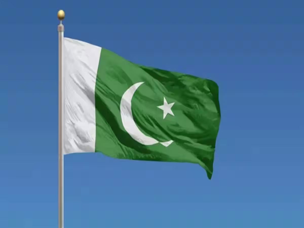 पाकिस्तान ने फिर फैलाए IMF के सामने हाथ; इतने करोड़ की मिली मंजूरी