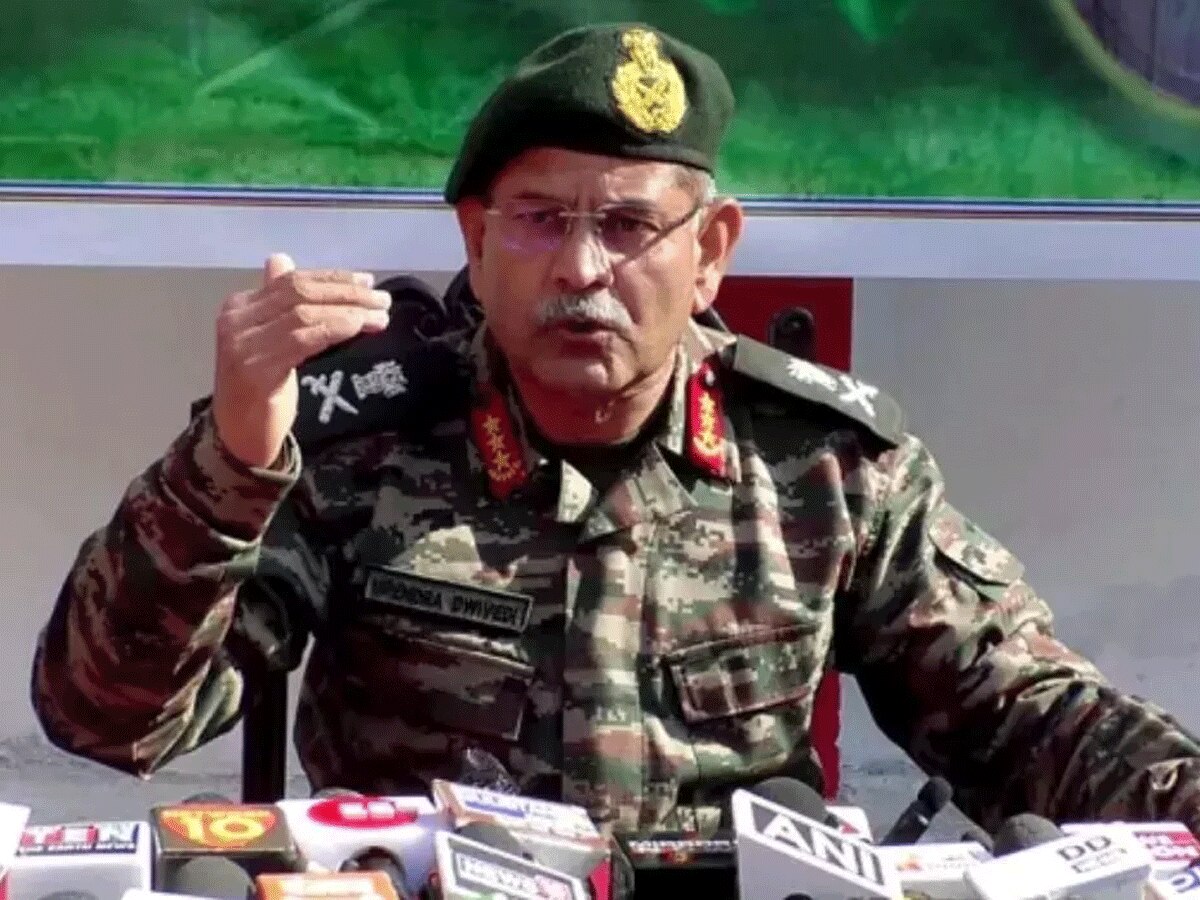 Jammu And Kashmir News: सेना की उत्तरी कमान के कमांडर ने जम्मू का किया दौरा किया, आतंकवाद रोधी रणनीति की समीक्षा की