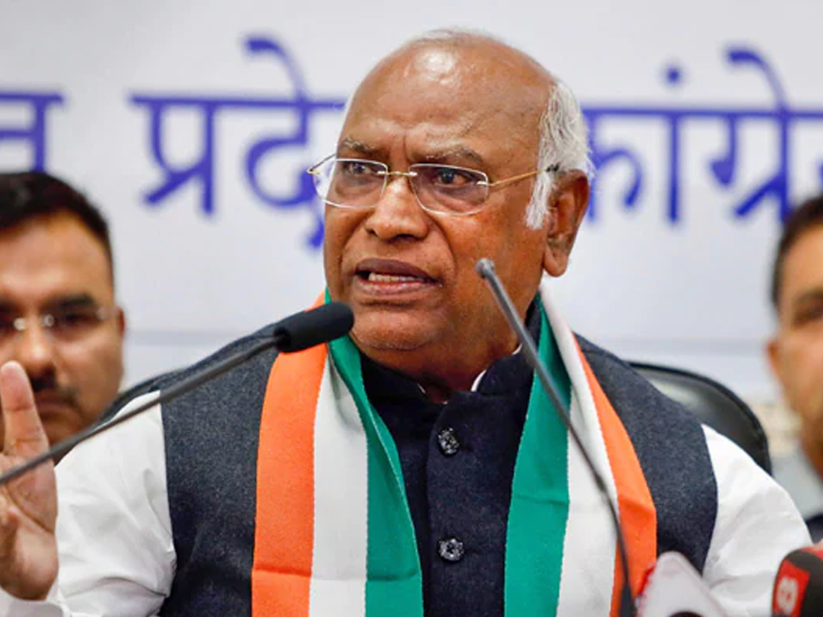 Mallikarjun Kharge: ଓଡ଼ିଶା ଆସିବେ ଖଡ଼ଗେ, ଗସ୍ତ ପୂର୍ବରୁ ଗଢିଲେ ପ୍ରଦେଶ ନିର୍ବାଚନ କମିଟି Mallikarjun Kharge: ଓଡ଼ିଶା ଆସିବେ ଖଡ଼ଗେ, ଗସ୍ତ ପୂର୍ବରୁ ଗଢିଲେ ପ୍ରଦେଶ ନିର୍ବାଚନ କମିଟି