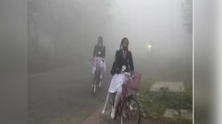 कड़ाके की ठंड के बीच Delhi में कल से खुलेंगे स्कूल, Noida में बढ़ाई गईं छुट्टियां
