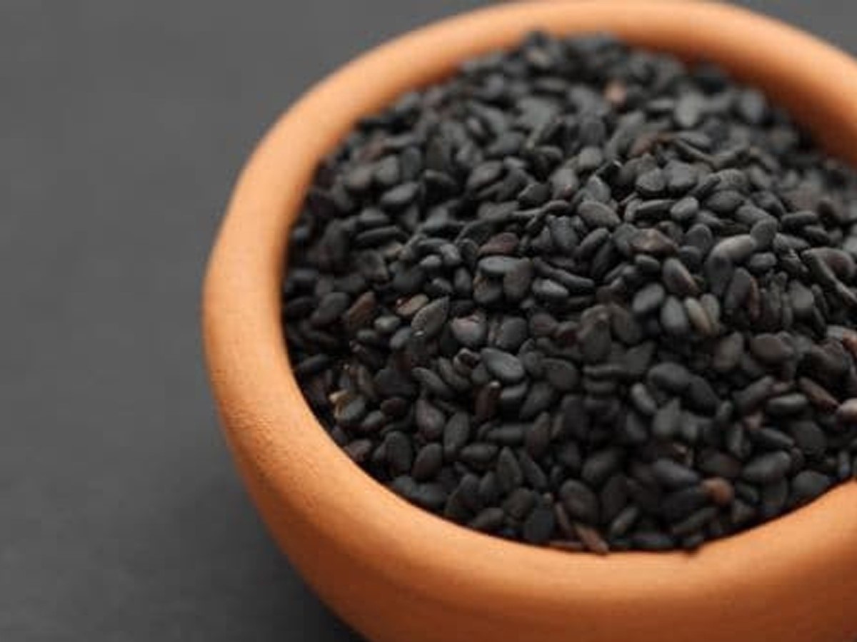 Black Sesame Benefits for health glowing skin in winter piles remedy kale til khane ke fayde
